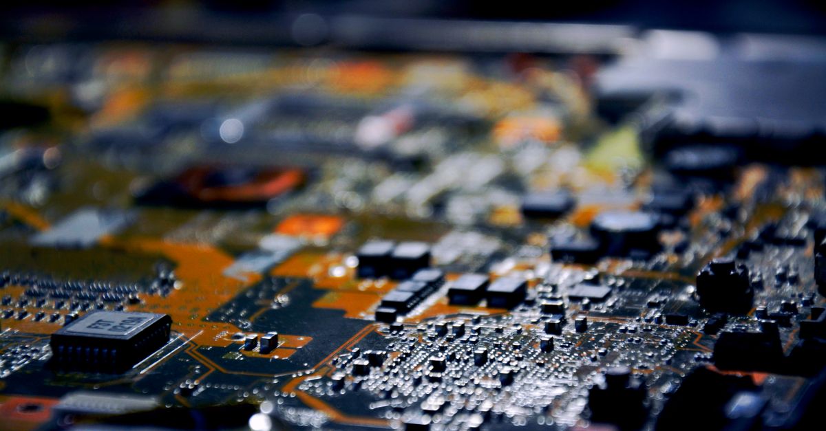 Apple's Price Hikes Reflect Broader AI Cost Crisis Across Tech