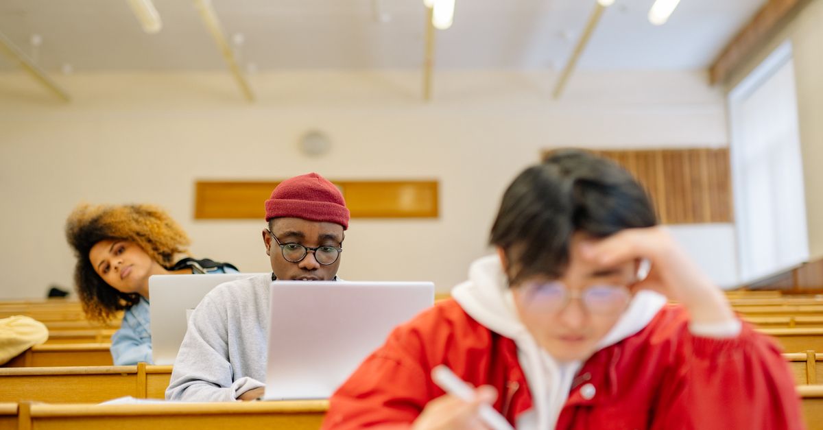 Diffusion Language Models Contain Hidden Timing Signals, New Study Finds