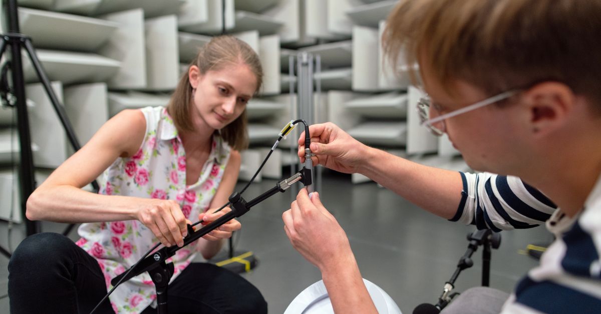 Engineers Test Advanced Alternatives to LoRA Fine-Tuning