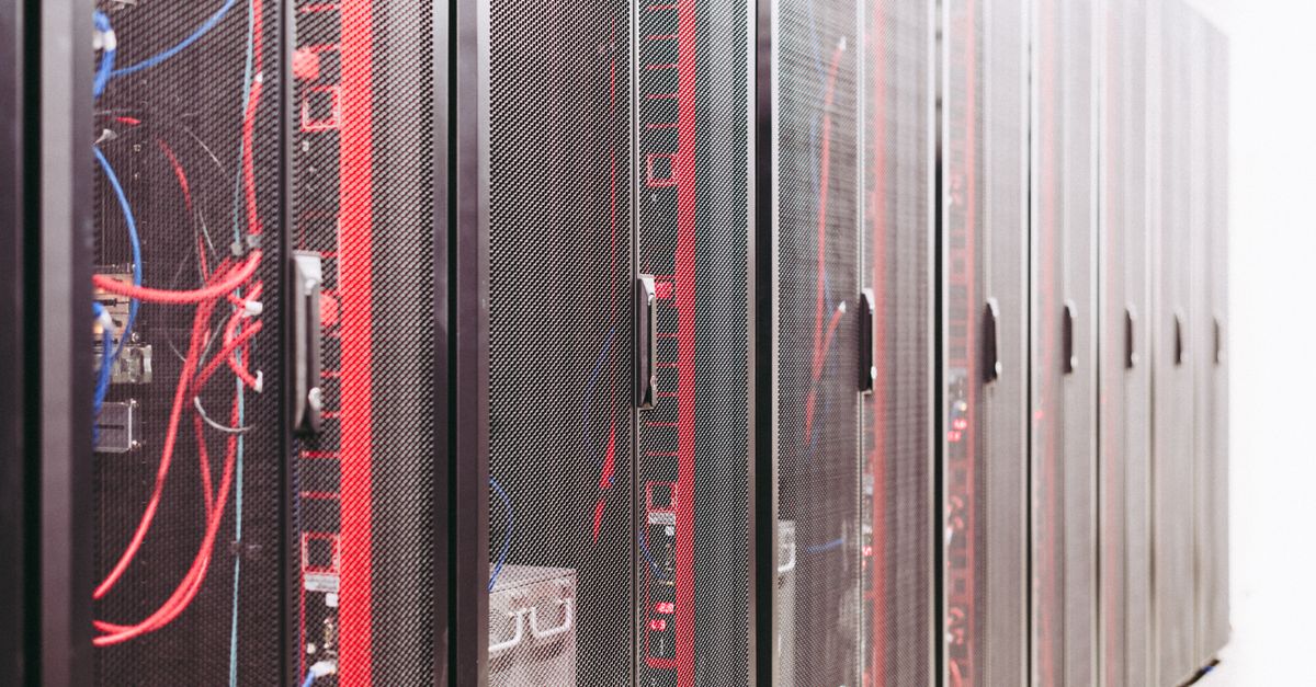 US Grants UAE AI Chipmaker Rare Access to Nvidia, AMD Silicon